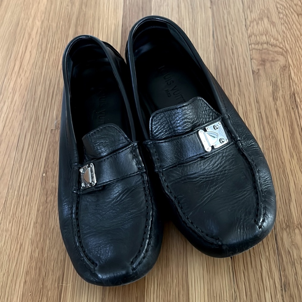 Louis Vuitton men’s black driving shoes size 6.